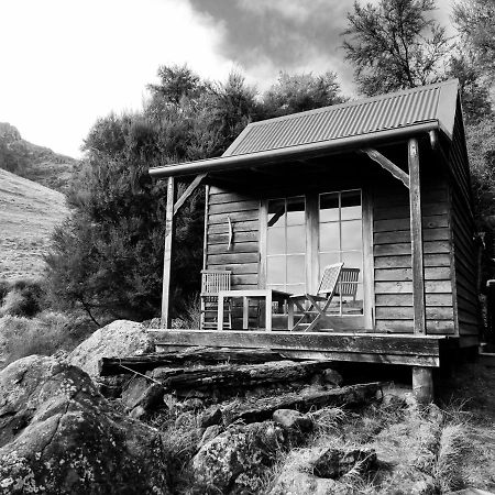 Manaaki Mai, Rustic Retreat Bush Cabin 크라이스트처치 외부 사진